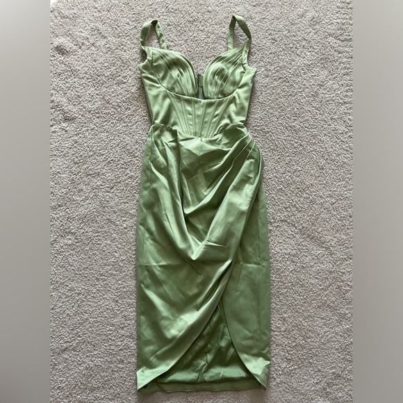NEW House of CB Faye Corset Satin Dress Pistachio Green Size Small - Picture 5 of 9